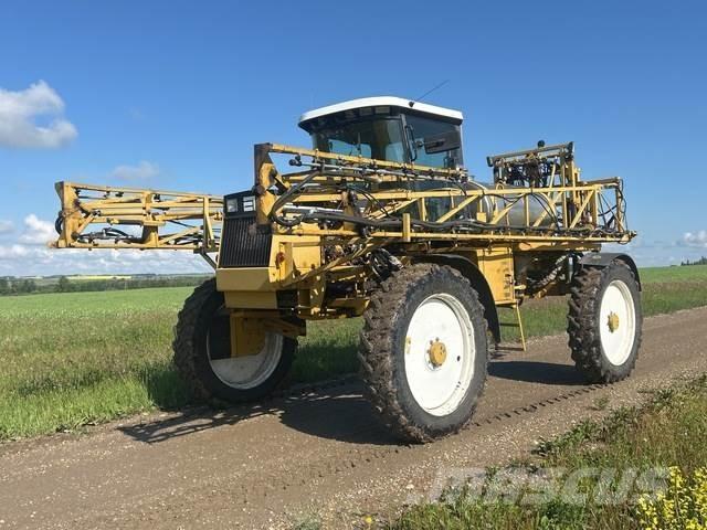 RoGator 854 Önjáró trágyaszórók