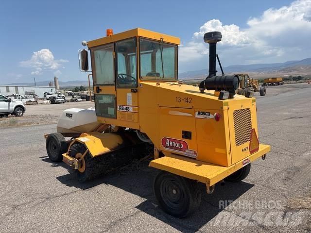Rosco 4880 Beltéri takarító gépek