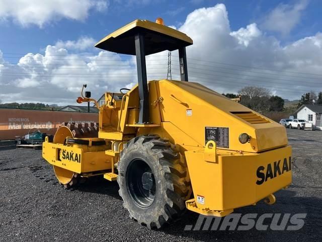 Sakai SV400TF Egydobos hengerek