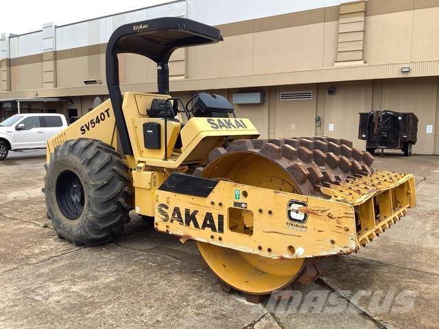 Sakai SV540T Egydobos hengerek