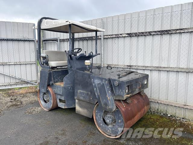 Sakai SW350 Ikerdobos hengerek