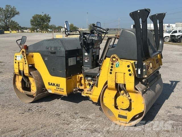 Sakai SW504 Ikerdobos hengerek