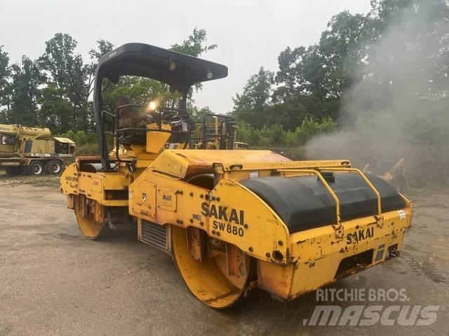 Sakai SW880 Ikerdobos hengerek