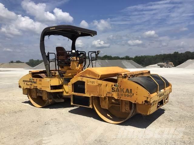 Sakai SW990 Ikerdobos hengerek