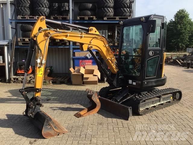 Sany SY26U Mini kotrók < 7t