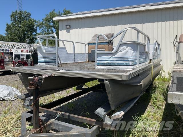  Sea Hunt munkacsónakok/uszályok