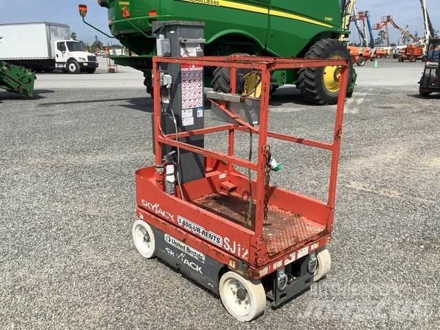 SkyJack SJ12 Személyemelők
