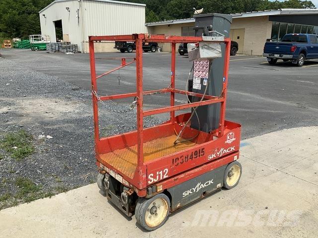 SkyJack SJ12 Személyemelők