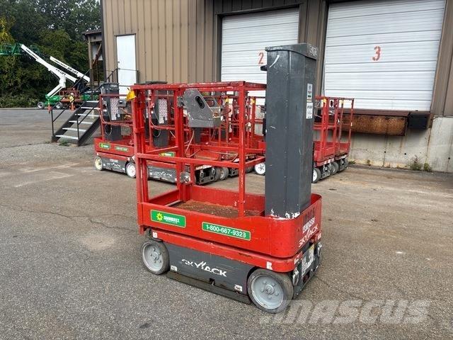 SkyJack SJ12 Személyemelők