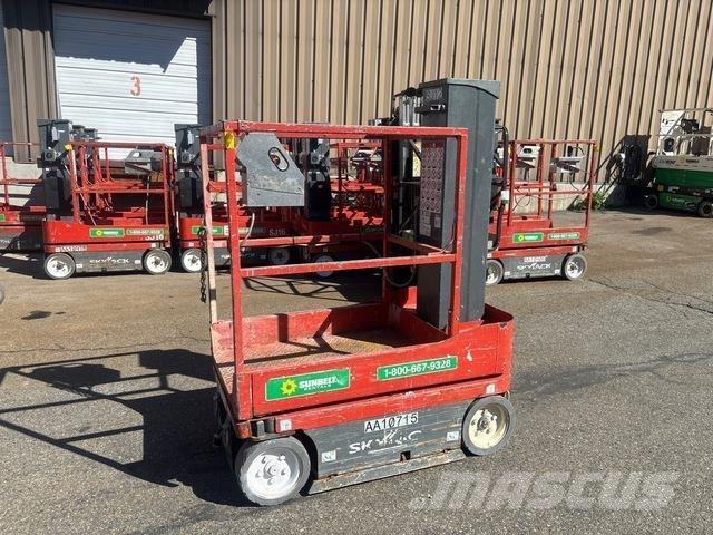 SkyJack SJ12 Személyemelők