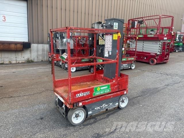 SkyJack SJ12 Személyemelők