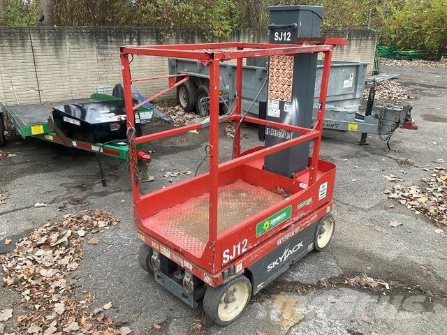 SkyJack SJ12 Személyemelők