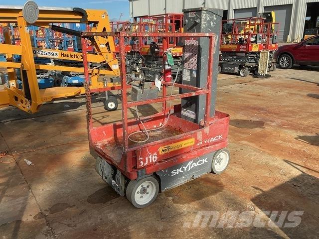 SkyJack SJ16 Személyemelők