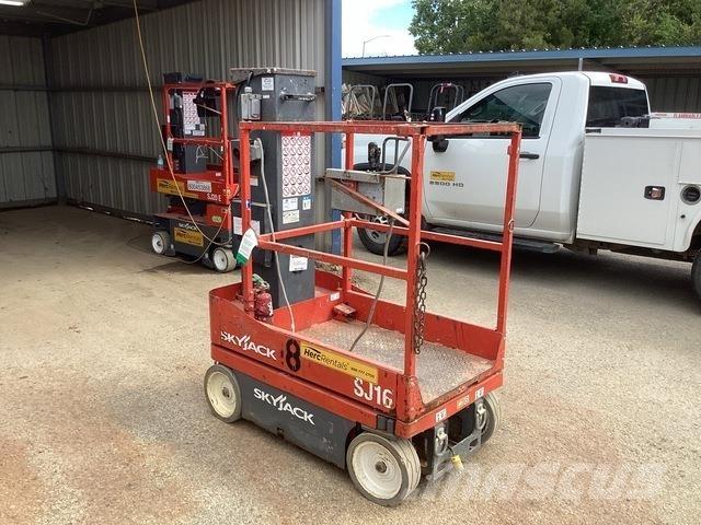 SkyJack SJ16 Személyemelők