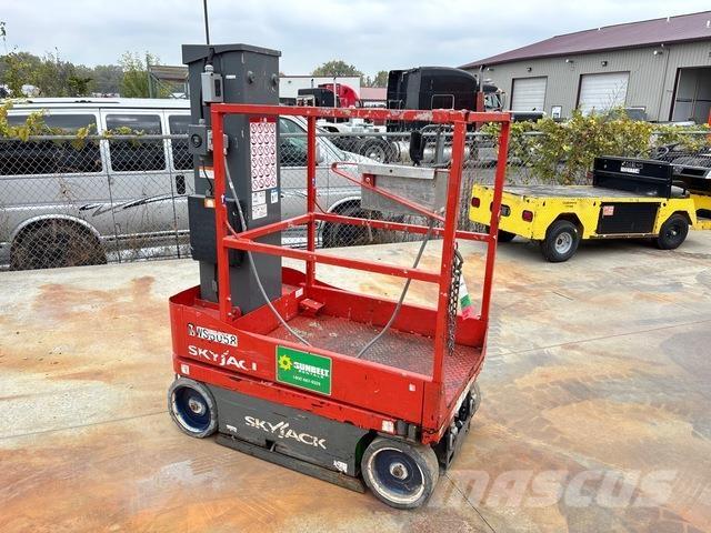 SkyJack SJ16 Személyemelők