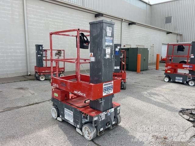 SkyJack SJ20E Személyemelők
