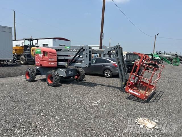 SkyJack SJ46AJ Karos emelők