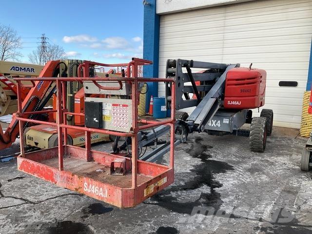 SkyJack SJ46AJ Karos emelők