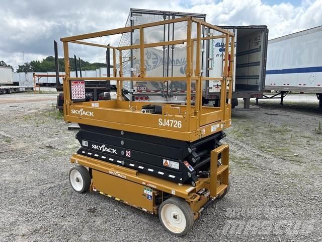 SkyJack SJ4726 Ollós emelők