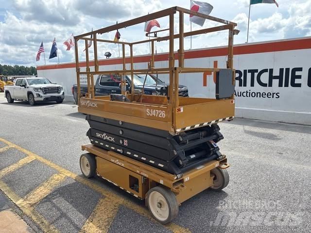 SkyJack SJ4726 Ollós emelők