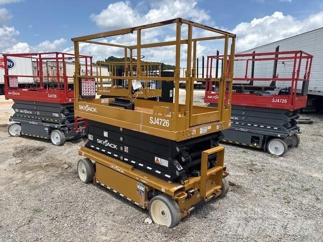 SkyJack SJ4726 Ollós emelők