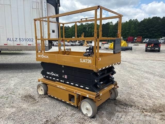 SkyJack SJ4726 Ollós emelők