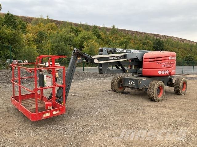SkyJack SJ51AJ Karos emelők
