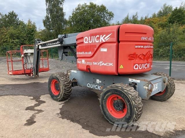 SkyJack SJ51AJ Karos emelők