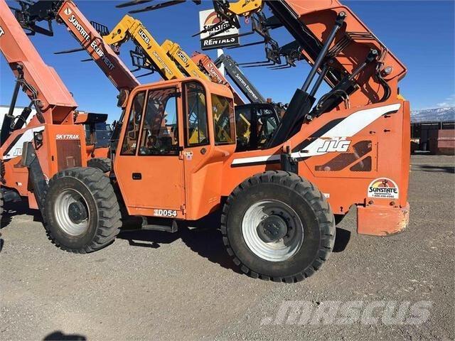SkyTrak 10054 Teleszkópos rakodók