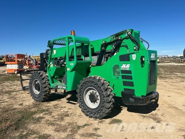 SkyTrak 6036 Teleszkópos rakodók