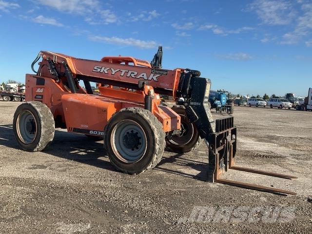 SkyTrak 6036 Teleszkópos rakodók