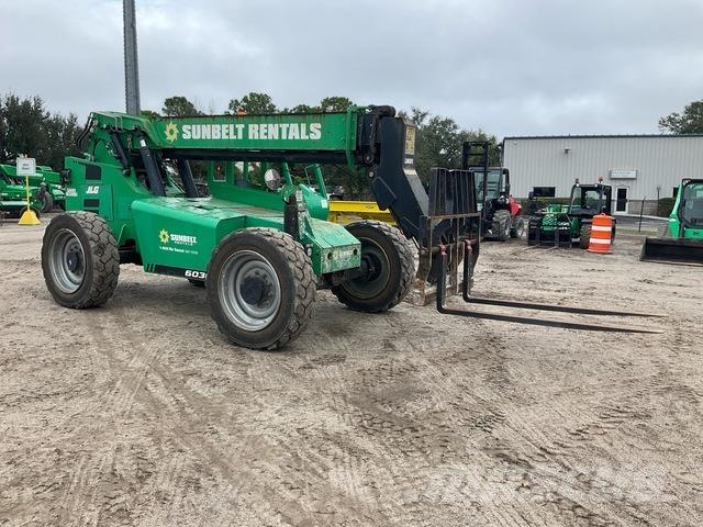 SkyTrak 6036 Teleszkópos rakodók