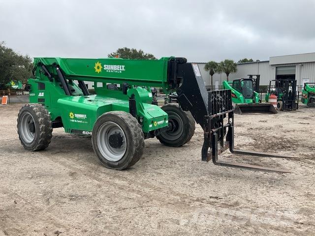 SkyTrak 6042 Teleszkópos rakodók