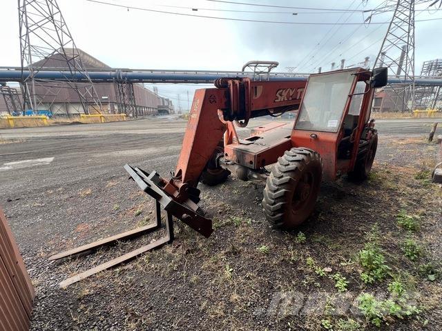 SkyTrak 80422 Teleszkópos rakodók