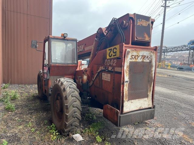 SkyTrak 80422 Teleszkópos rakodók