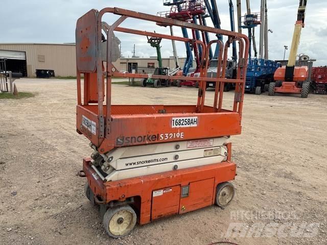Snorkel S3219E Ollós emelők