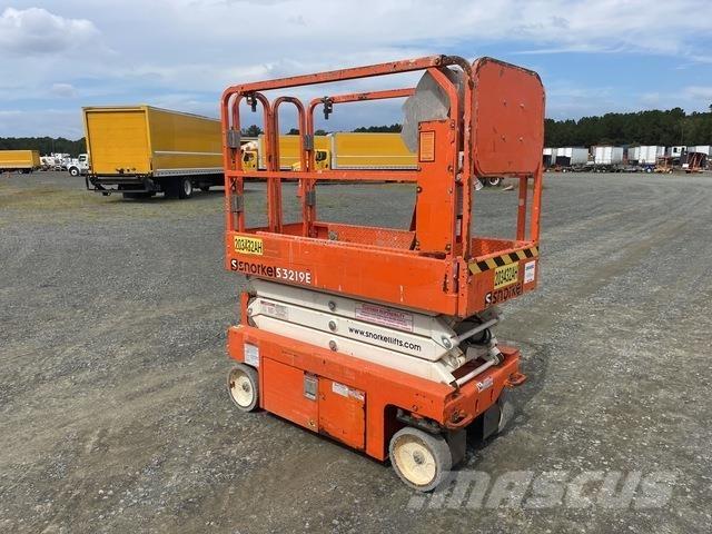 Snorkel S3219E Ollós emelők