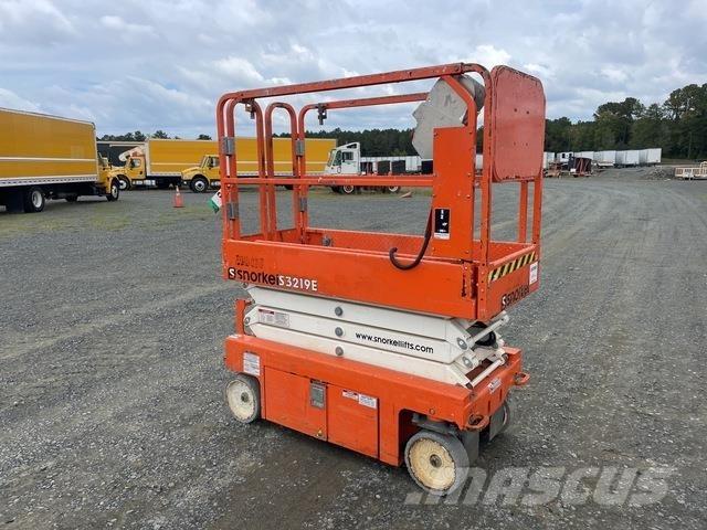 Snorkel S3219E Ollós emelők