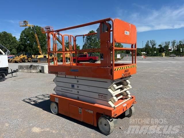 Snorkel S4732E Ollós emelők
