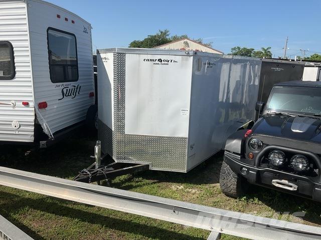  South River Dobozos pótkocsik