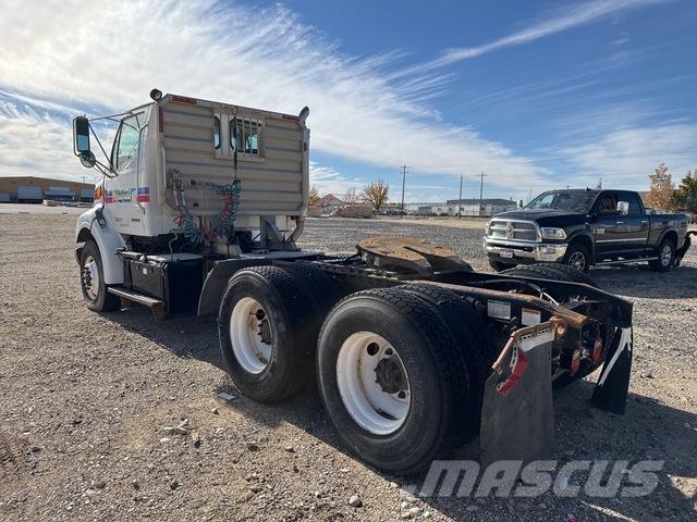 Sterling 9500 Nyergesvontatók