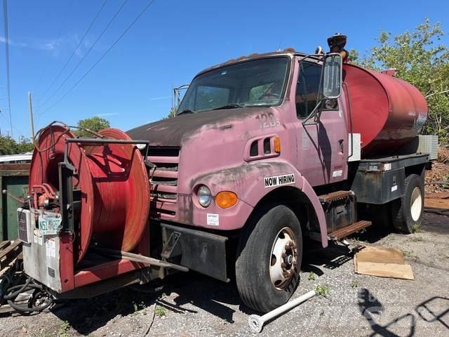 Sterling L7500 Vákuum teherautok