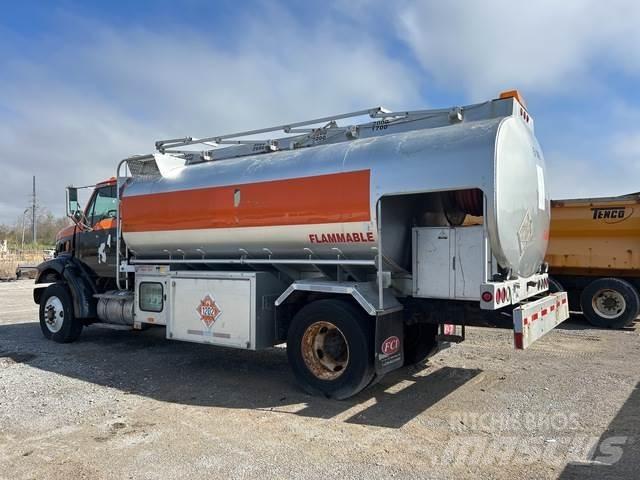 Sterling L7500 Tartályos teherautók