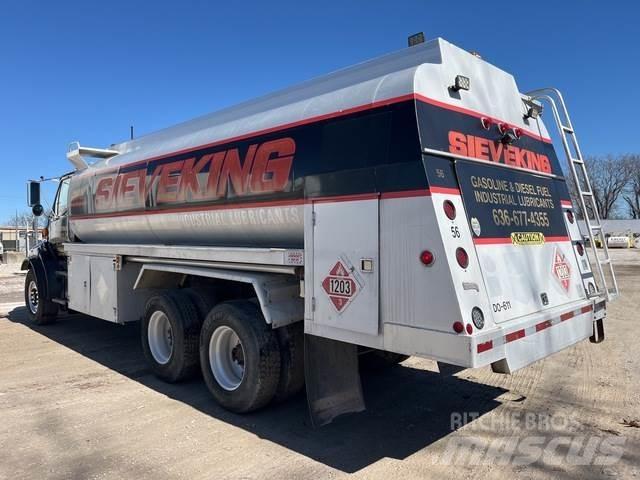 Sterling L9500 Tartályos teherautók