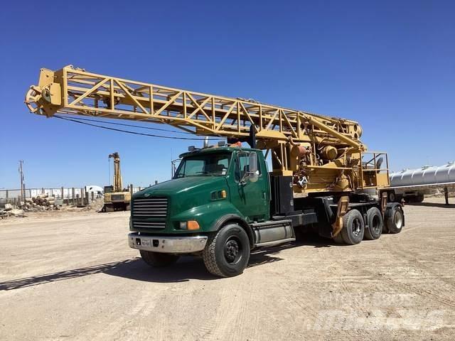 Sterling L9500 Mobil fúró teherautók
