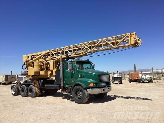 Sterling L9500 Mobil fúró teherautók