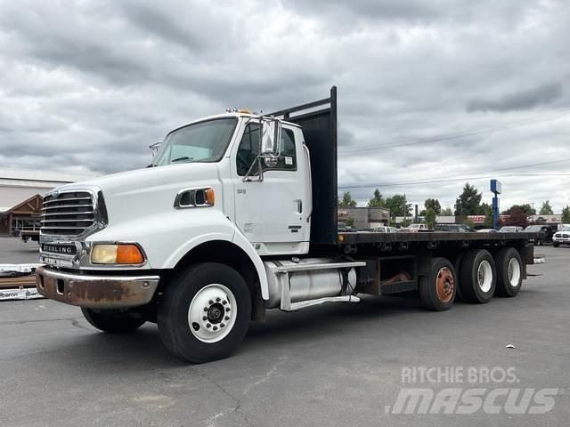 Sterling L9500 Platós / Ponyvás teherautók