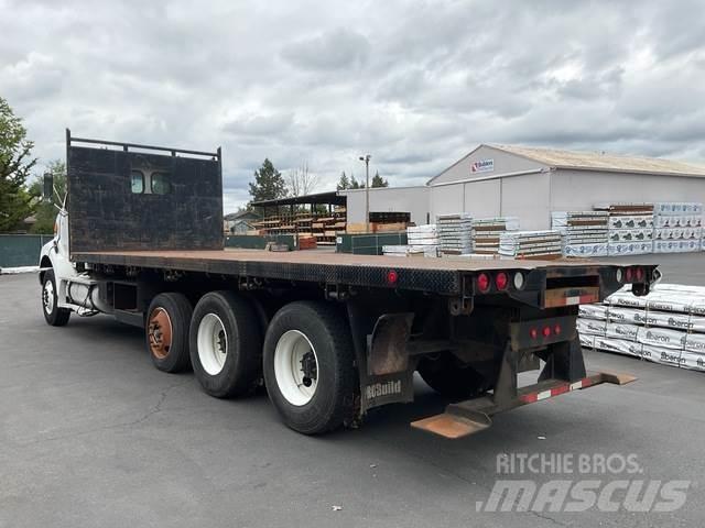 Sterling L9500 Platós / Ponyvás teherautók