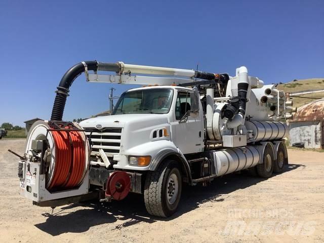 Sterling L9500 Lánctalpas kotrók