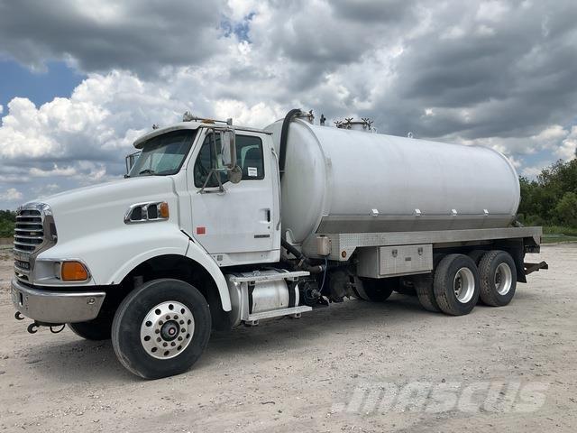 Sterling L9500 Vákuum teherautok